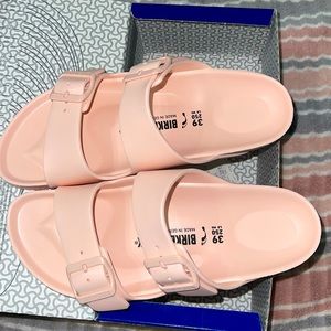 Pink Birkenstock 🌸